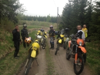 En heldag med grus, gegga och enduro med MCE - Motorcykelentusiasterna